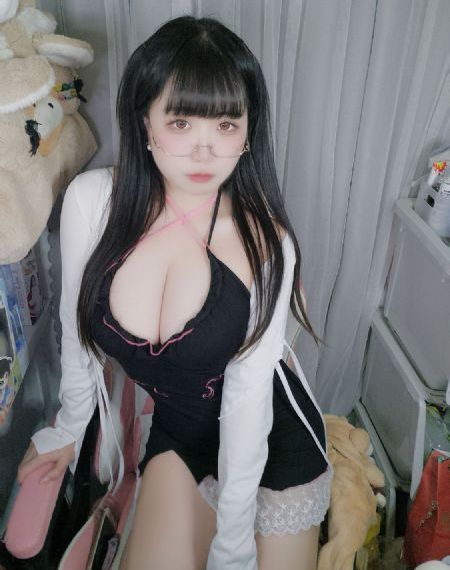 亚洲免费在线视频