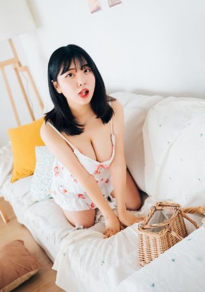 白衣校花与大长腿2 电视剧