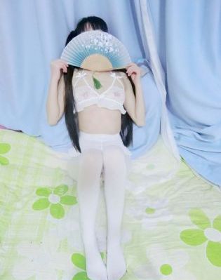 伦理2男一女3p