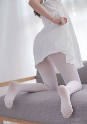尤里和露珠电影