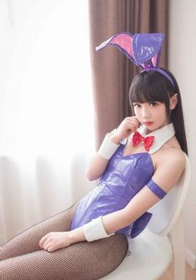 大胸年轻继母